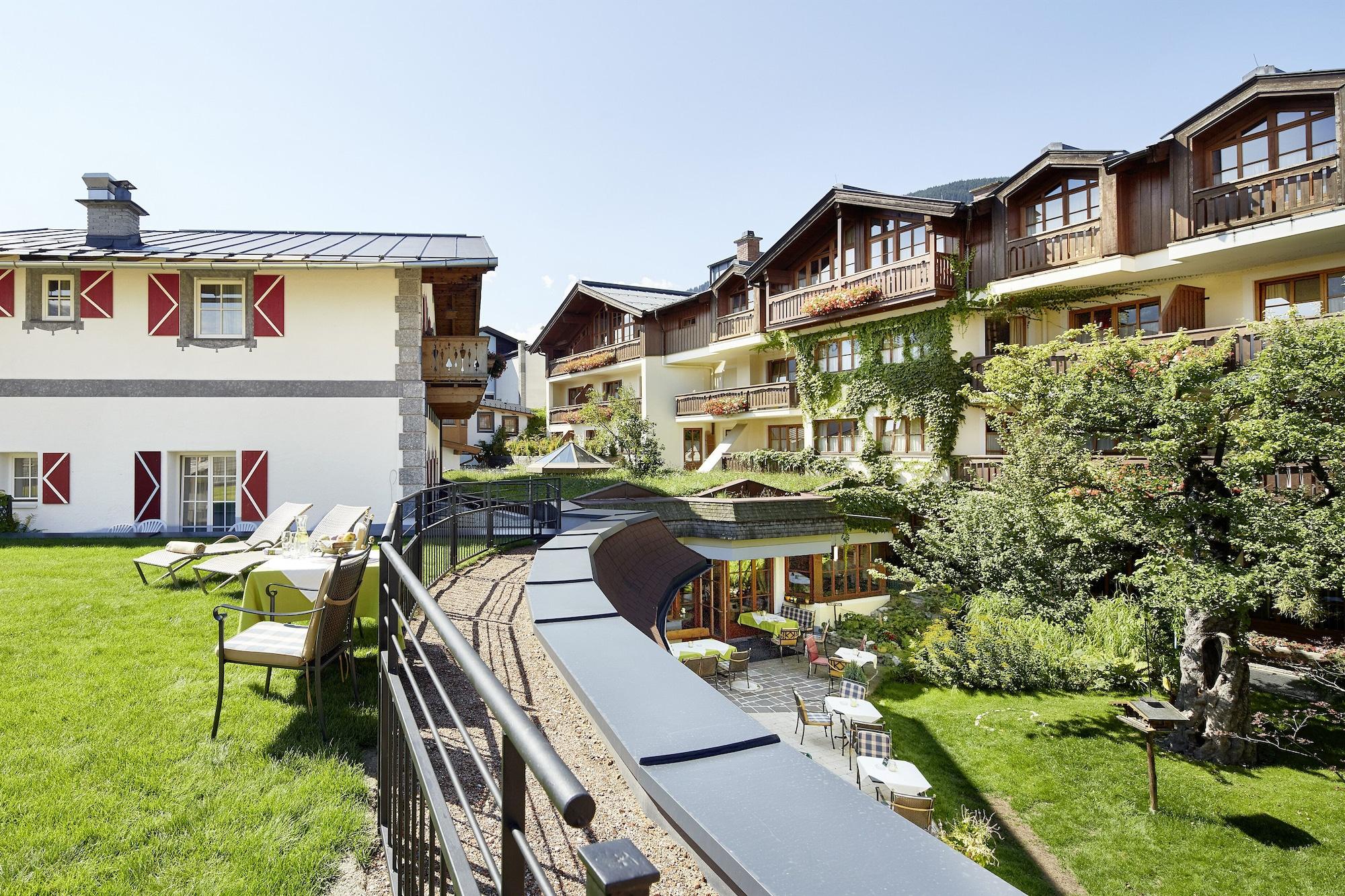 Romantikhotel Целль-ам-Зеє Екстер'єр фото